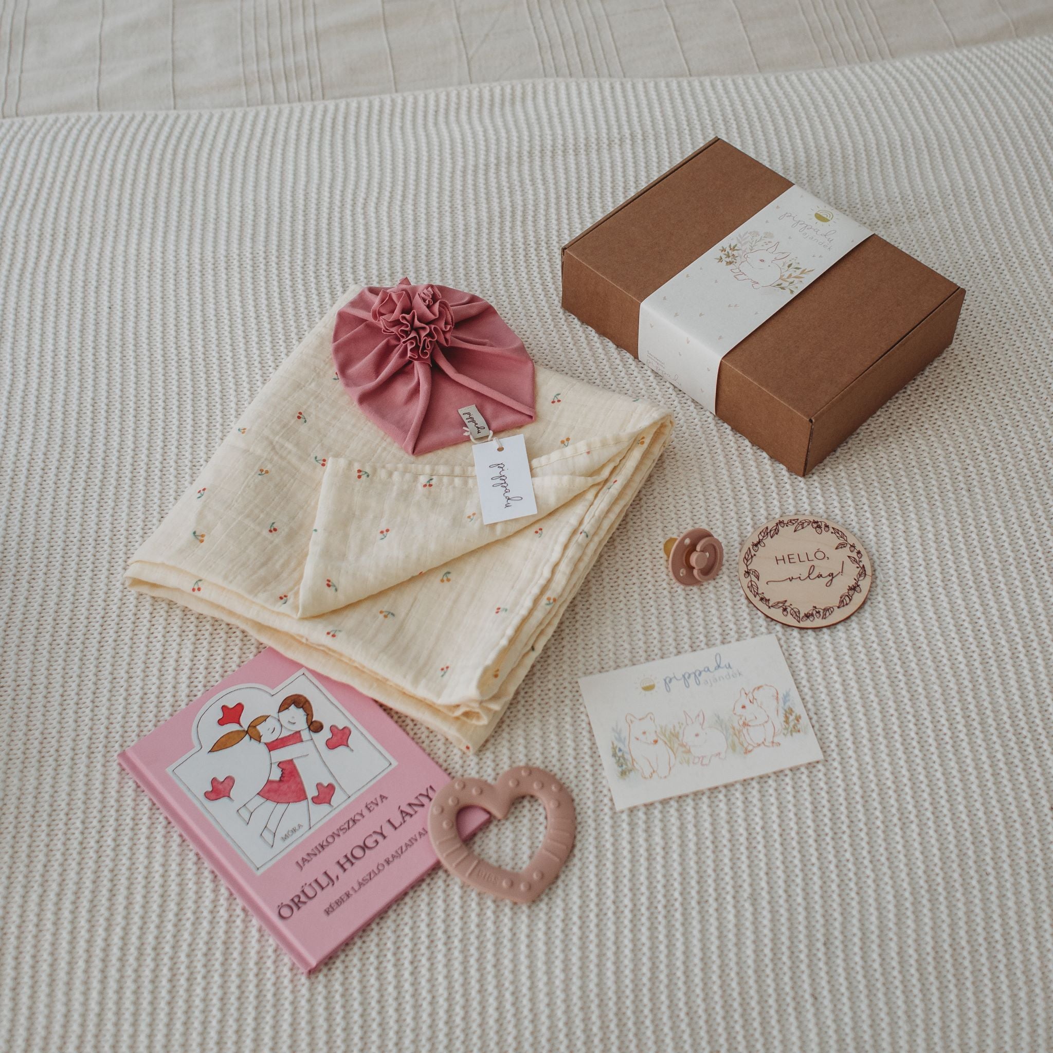 Pippadu kincsem babaváró ajándékcsoag csomagolással - Janikovszky Éva könyv