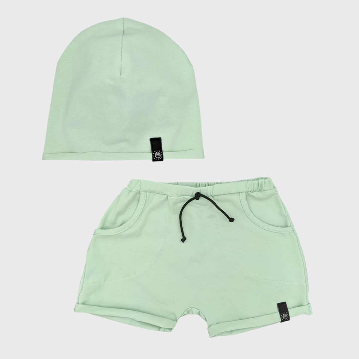 Sportos rövidnadrág és satyka szett - halványzöld - Pippadu