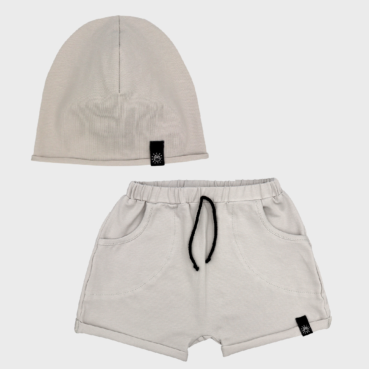 Sportos rövidnadrág és satyka szett - szürke - Pippadu