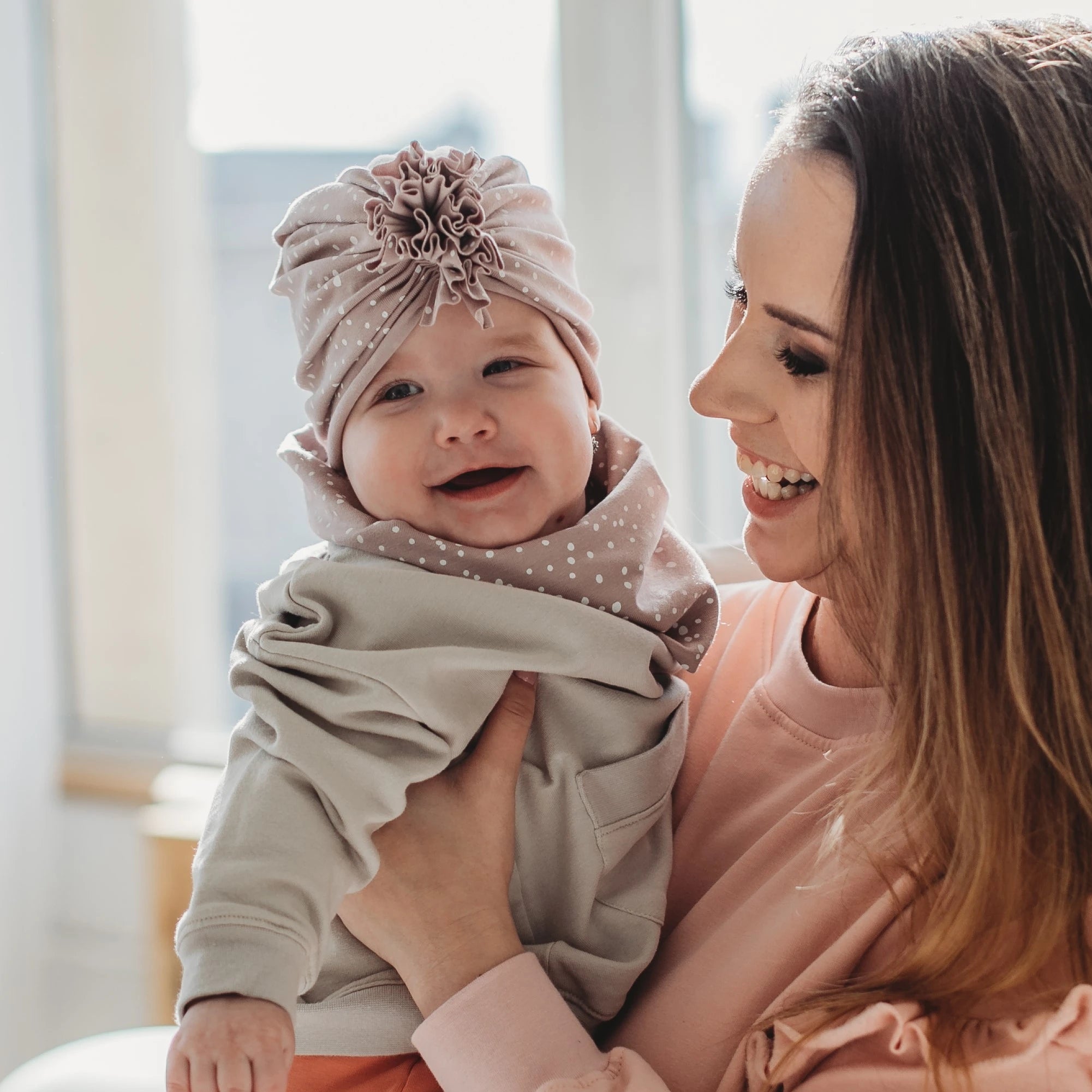 Pöttyös turbán sapka a pippadutól - kicsiknek és nagyoknak egyaránt