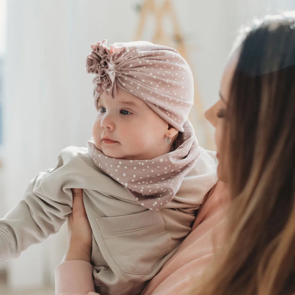 Turbán sapka - tavaszi - pippadu - pöttyös mintával