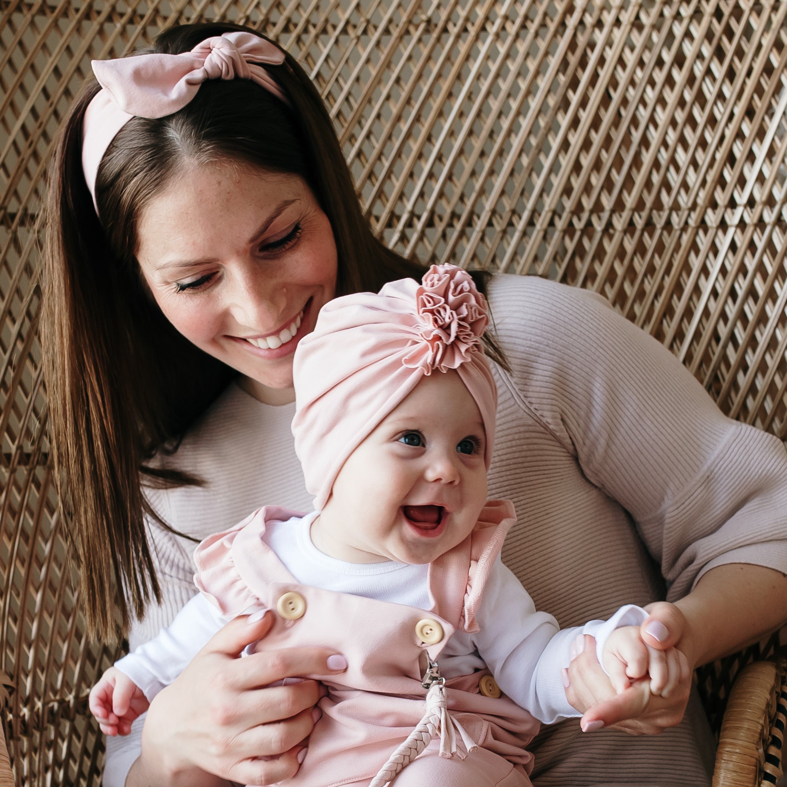 Tavaszi turbánka - púderrózsaszín színben - pippadu - anya-lánya szett