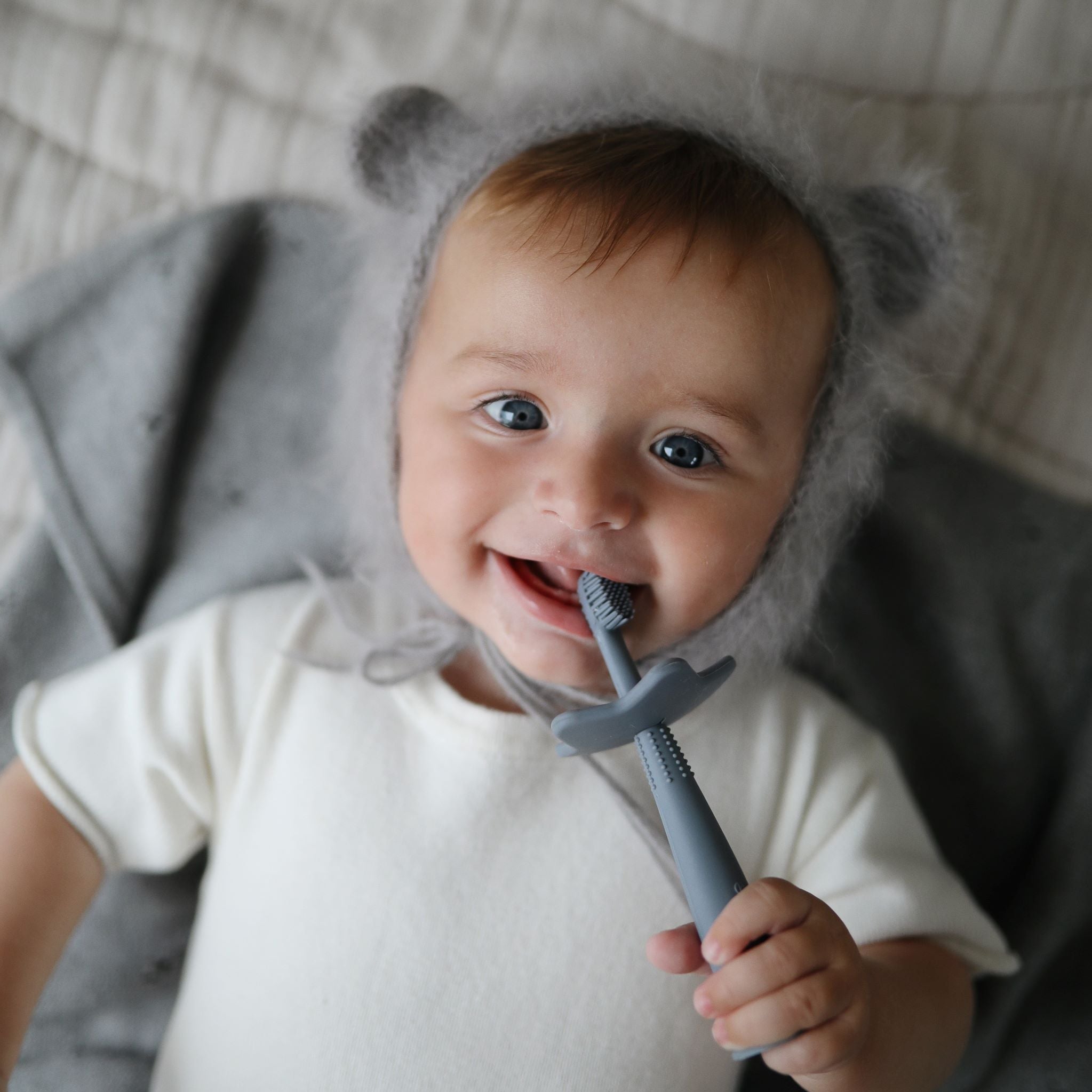 Gyerek tanuló fogkefe - szellő - csillagos biztonsági pajzzsal - pippadu