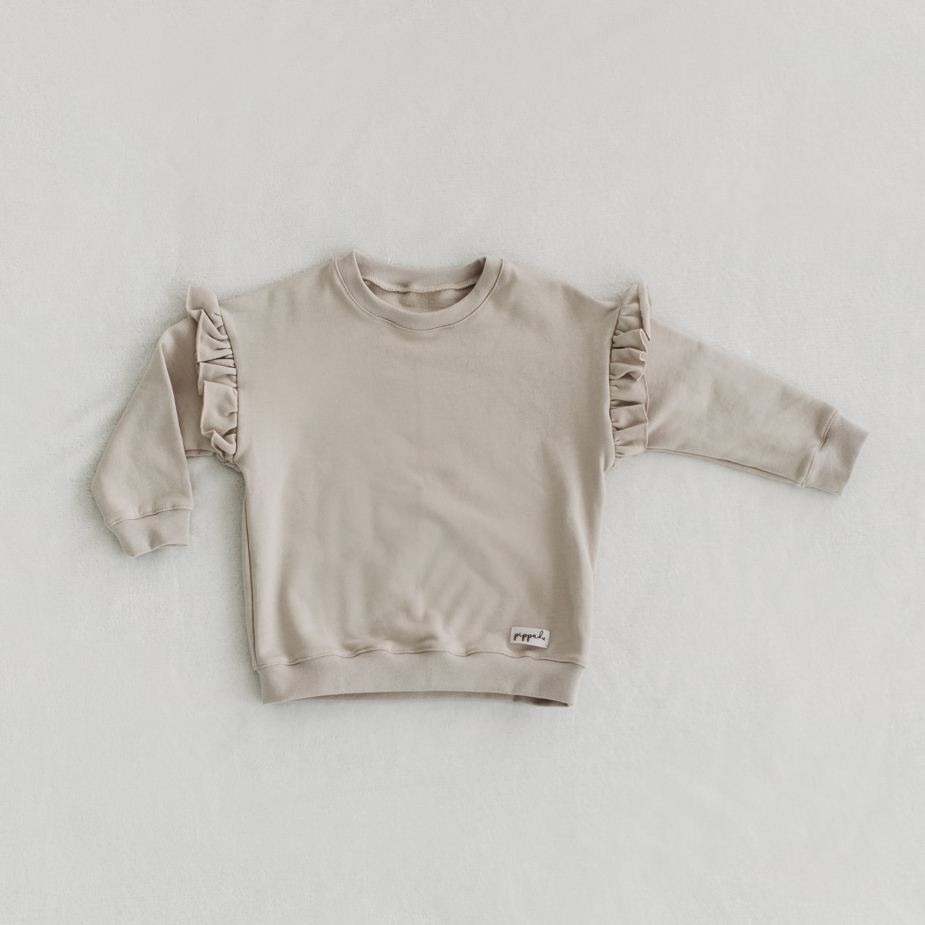 Pippadu - gyermek pulóver fodorral szezám színben - anya-lánya szett is lehet belőle