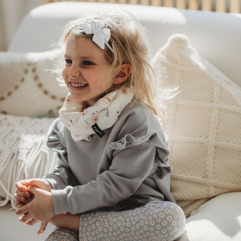 Tavaszi csősál mesés színekben - pippadu - magyar márka - mustársárga