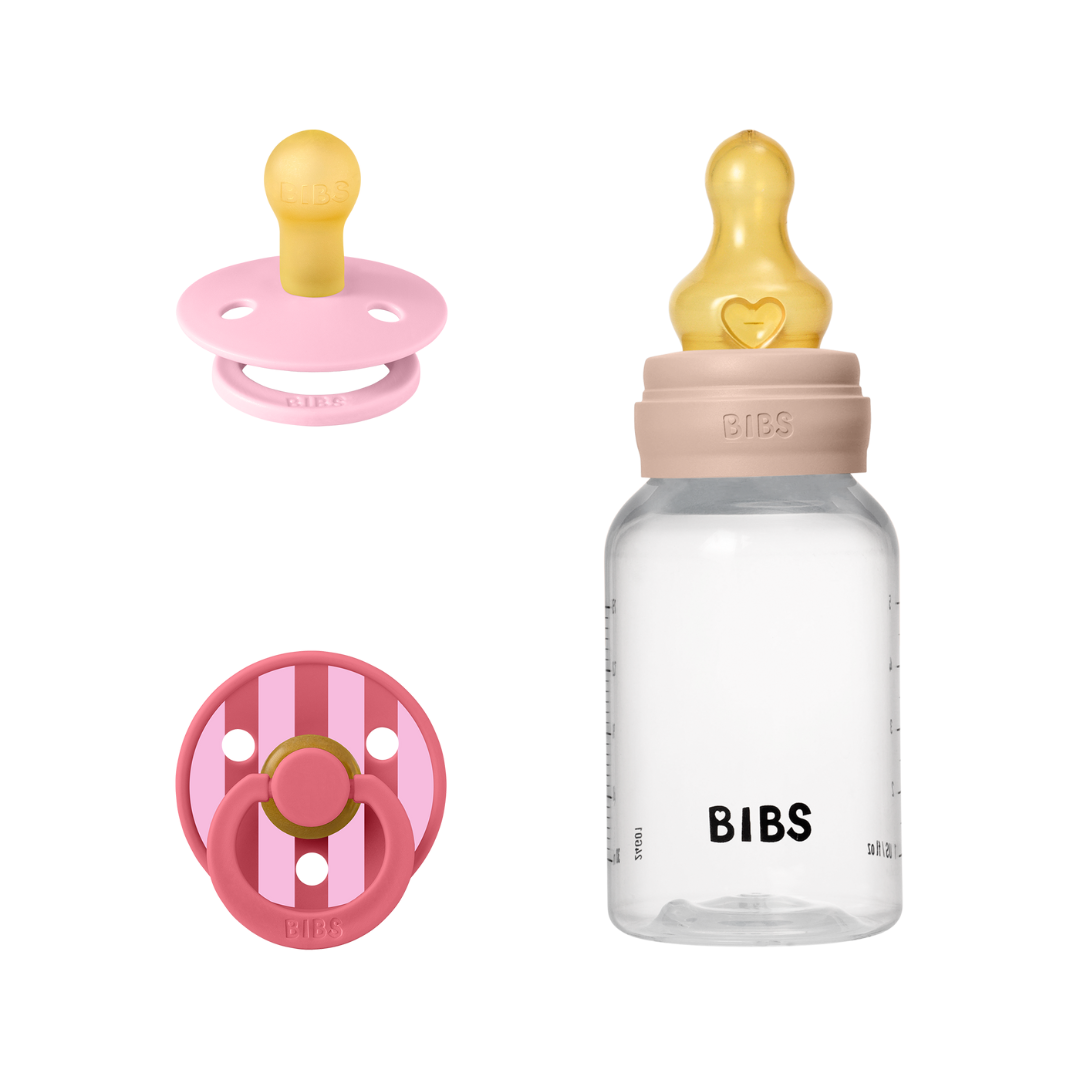 A BIBS Szia baba! ajándékcsomag 1 üveg BIBS cumisüveget és 2  BIBS Colour cumit tartalmaz