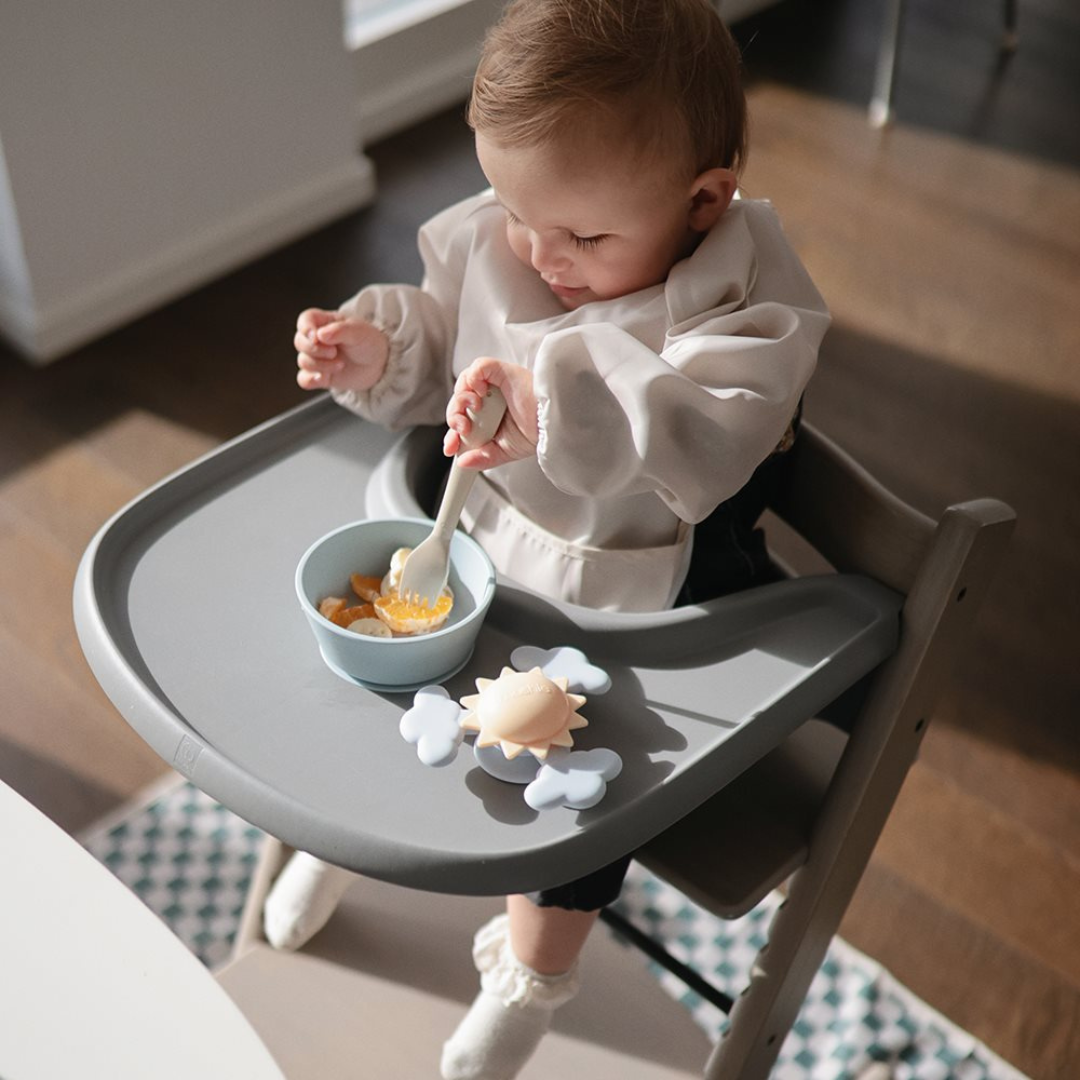 Belebújós előke hosszú ujjal egyszínű és mintás változatban