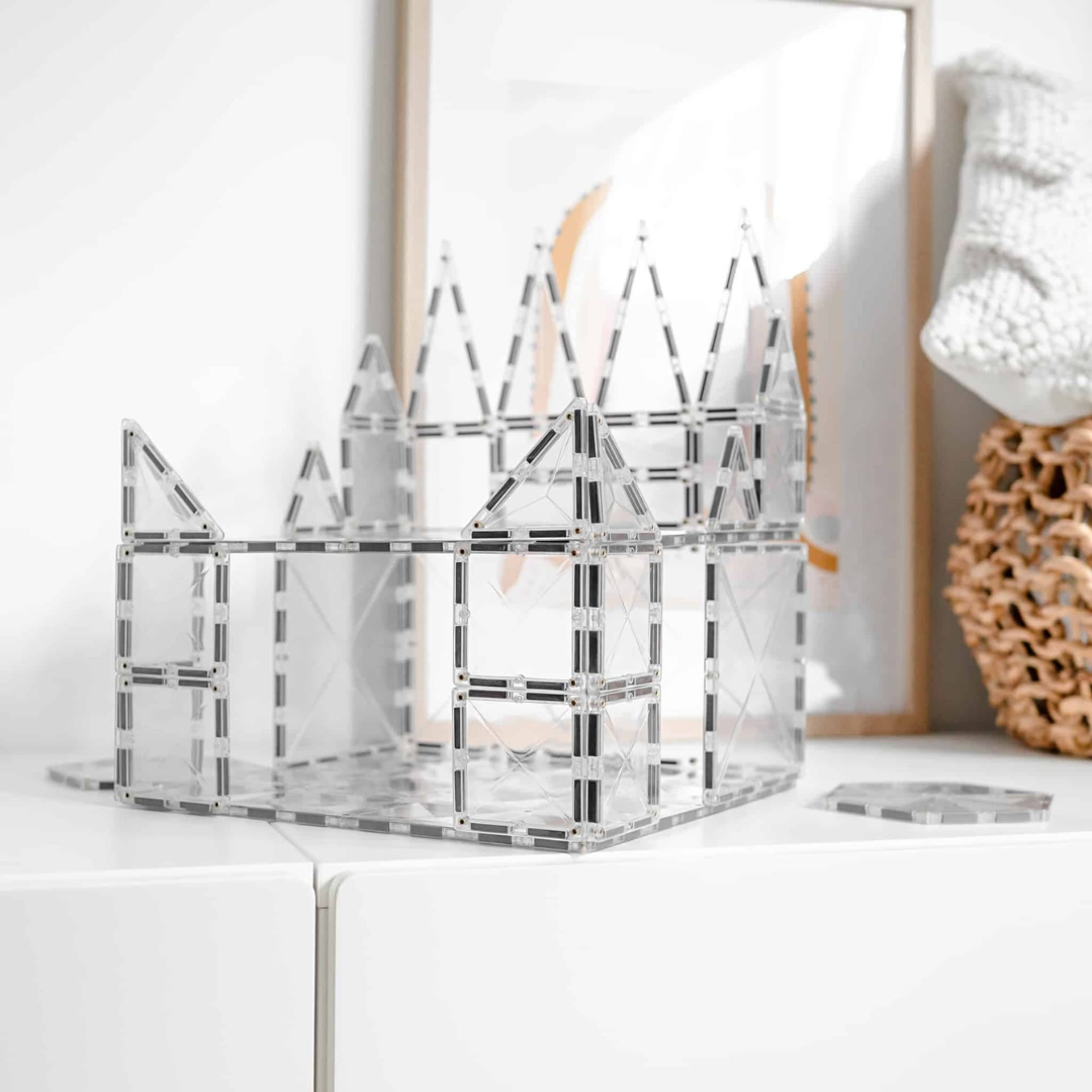 CONNETIX Clear Base Plate Pack alaplapra épített vár mágneses elemekből