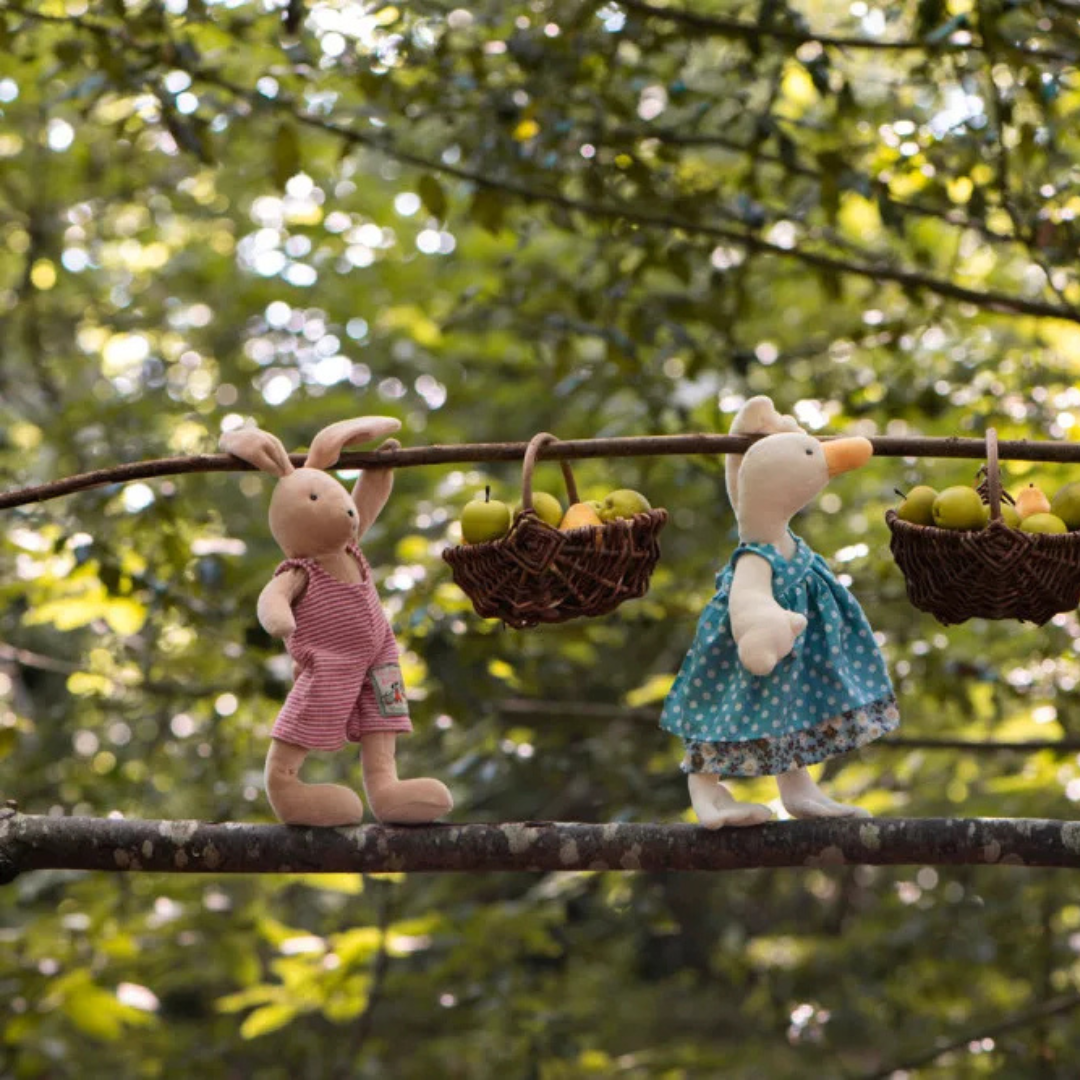 Moulin Roty Semjén nyuszi - A nagy család - gyerekeknek