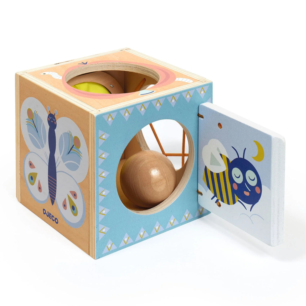 Djeco Matatócka (BabyBox) fa matatókocka nyitott, méhecskés kis ajtóval, a nyílásban a fagolyóval