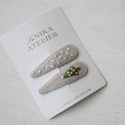 Lanika Atelier karácsonyi mintás hajcsat karácsonyfa és pöttyös mintával kézzel hímzett