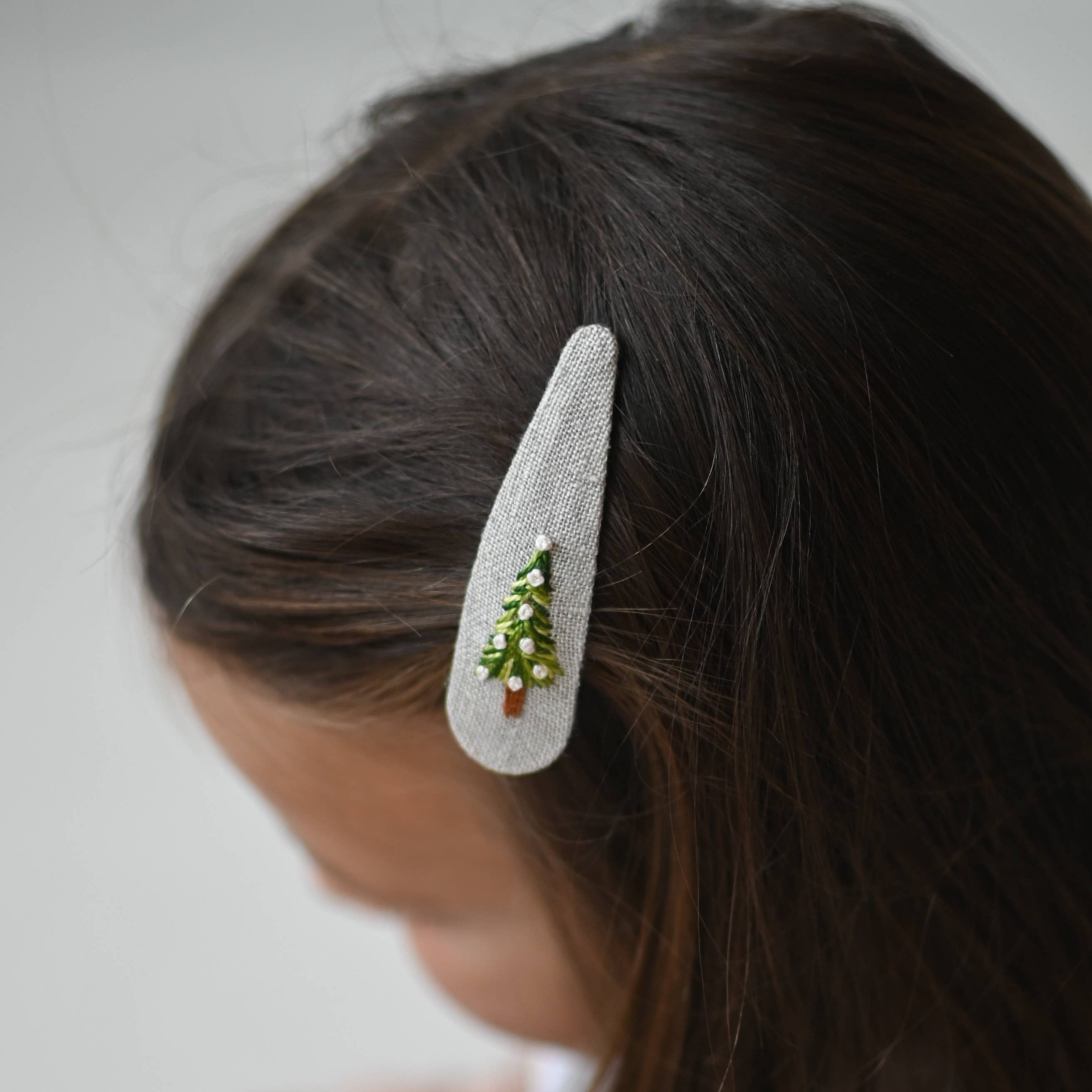 Lanika Aterlier karácsonyfa mintás hajcsat - 2 db egy csomagban