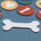 Londji Bobby & Misha gondoskodós társasjáték csont alakú játékelem