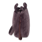 Bársony pelenkázó táska, ami könnyen a babakocsira is rögzíthető