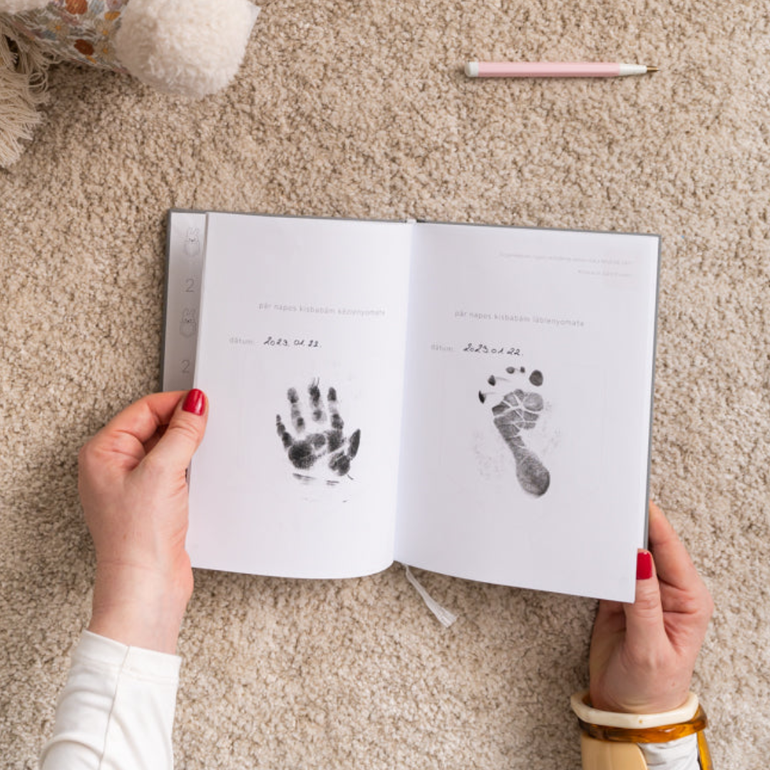 Babanapló - Az első két év (bézs)