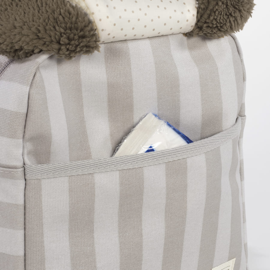 Walking Mum gyerek hátizsák elülső zsebe zsebkendőnek, müzliszeletnek is ideális - Sintra (Bézs)