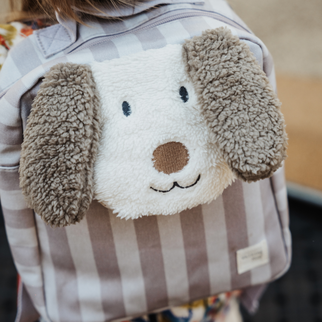 Kiskutyás gyerek hátizsák aranyos fülekkel, csíkos mintával a Walking Mum márkától