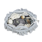 Matcha pelenkázó táska tágas belső tere babaholmikkal megtöltve