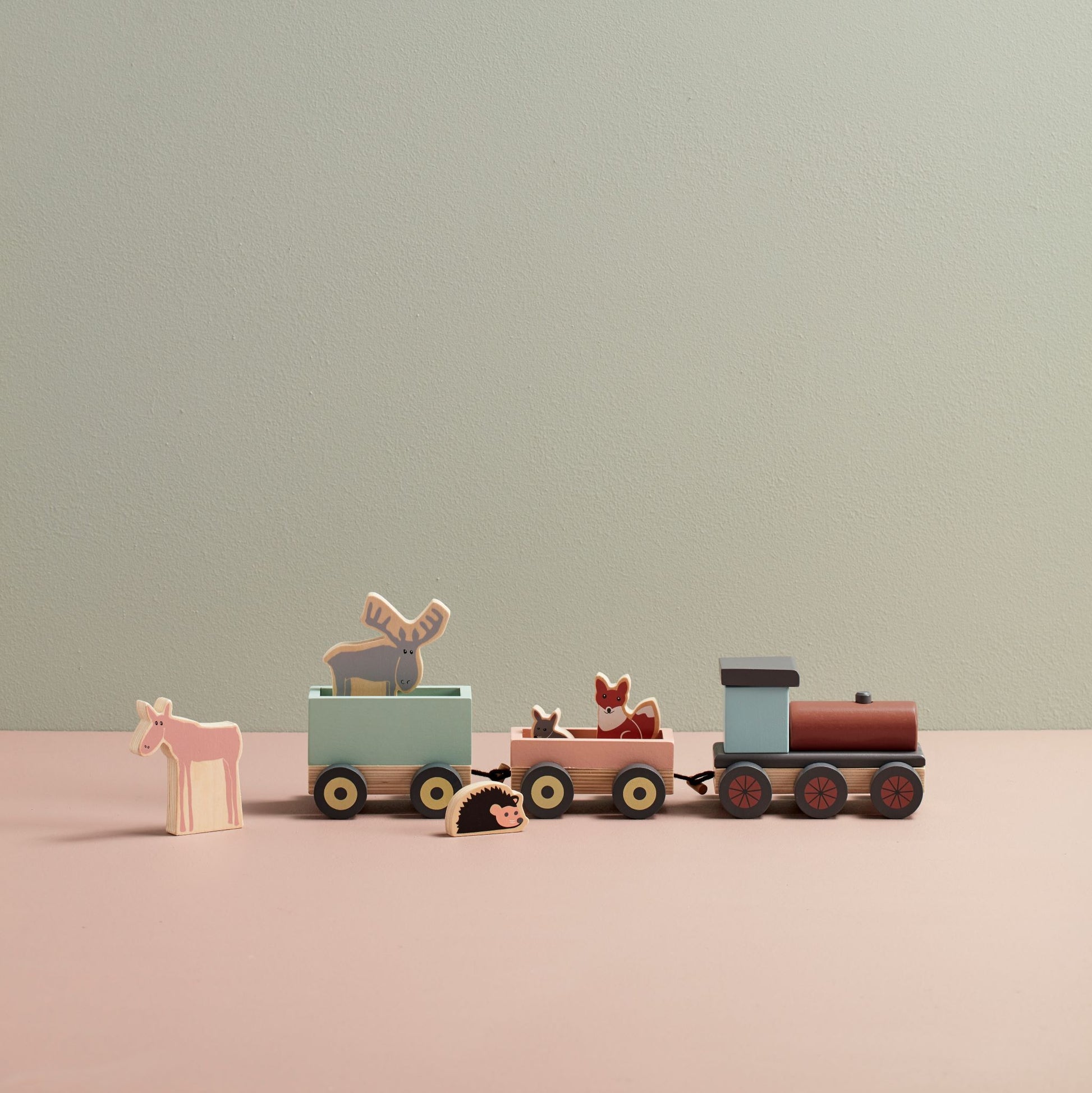 Kid's Concept - Edvin - Állatos fa vonat figurákkal - pippadu