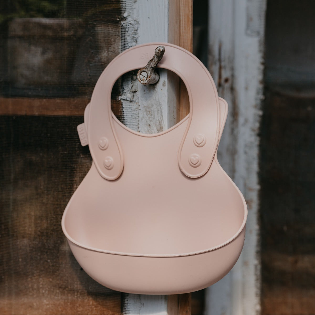 BIBS előke - púderrózsaszín színben - klasszikus retro dizájn - babaétkezés, blw - pippadu
