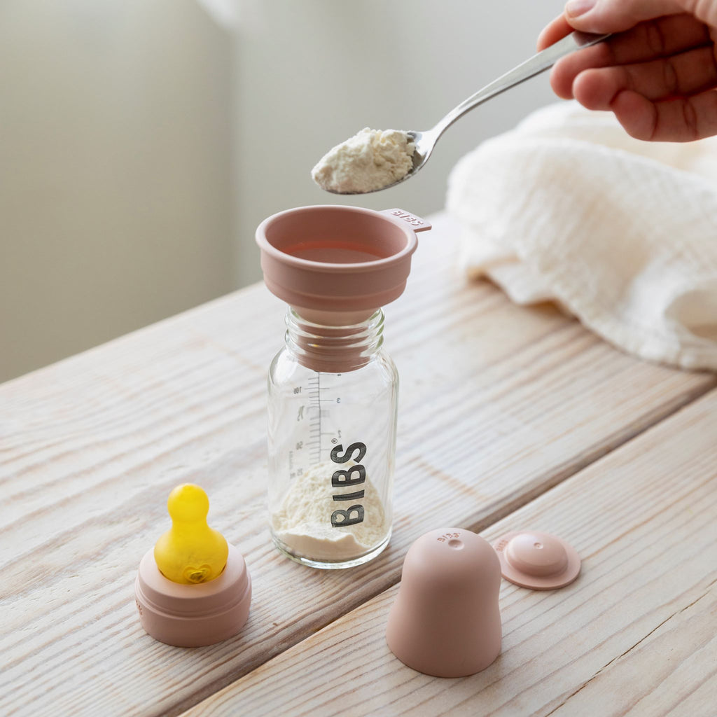 BIBS cumisüveg szett - púderrózsaszín, 225 ml - összecsukható tölcsér - hozzátáplálás kisbaba kortól - pippadu