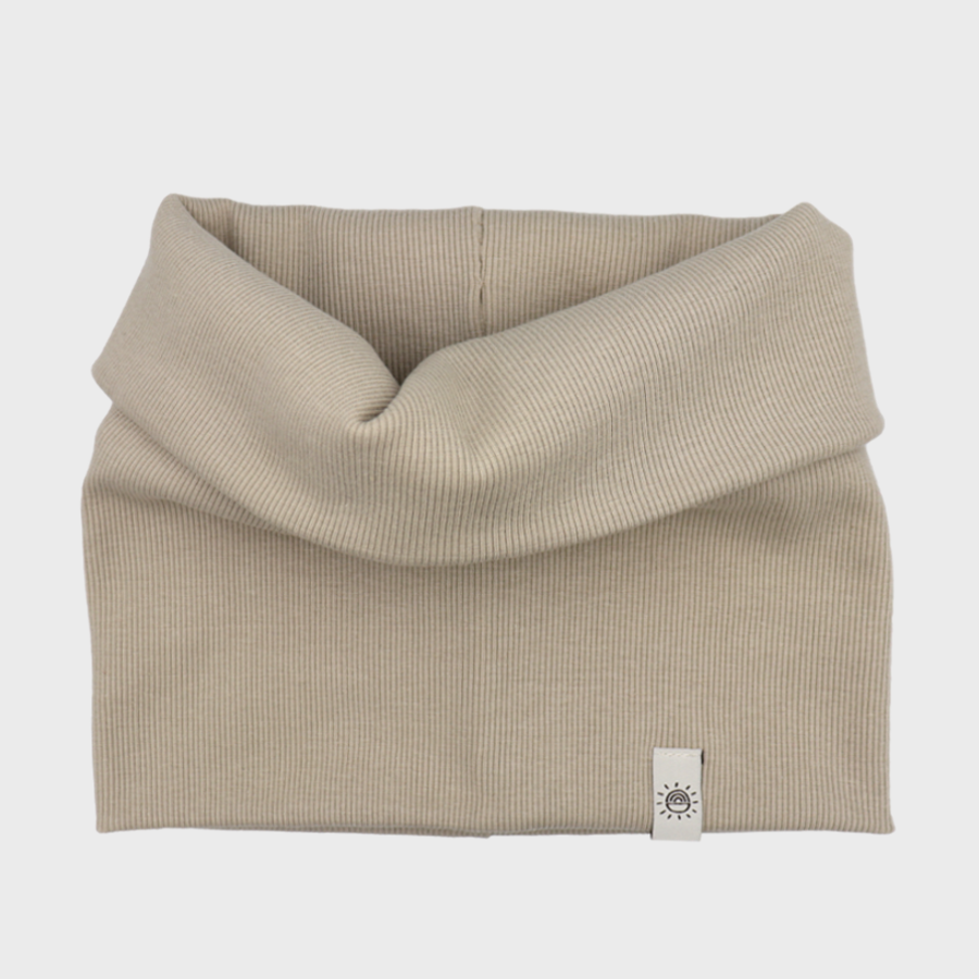 Csősál beanie sapkához - latte - Pippadu