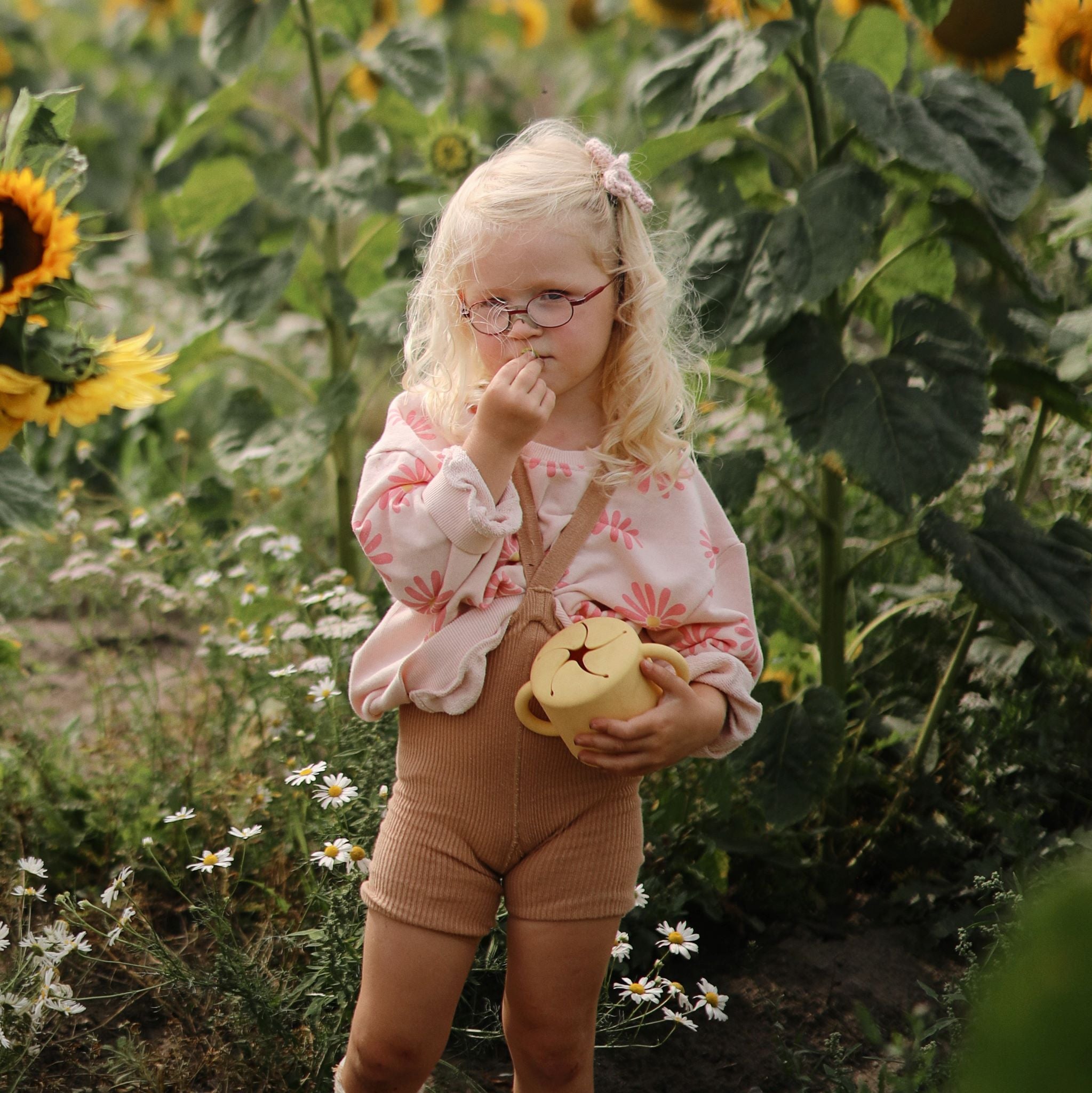 Mushie nasitartó - mackó színben - pippadu