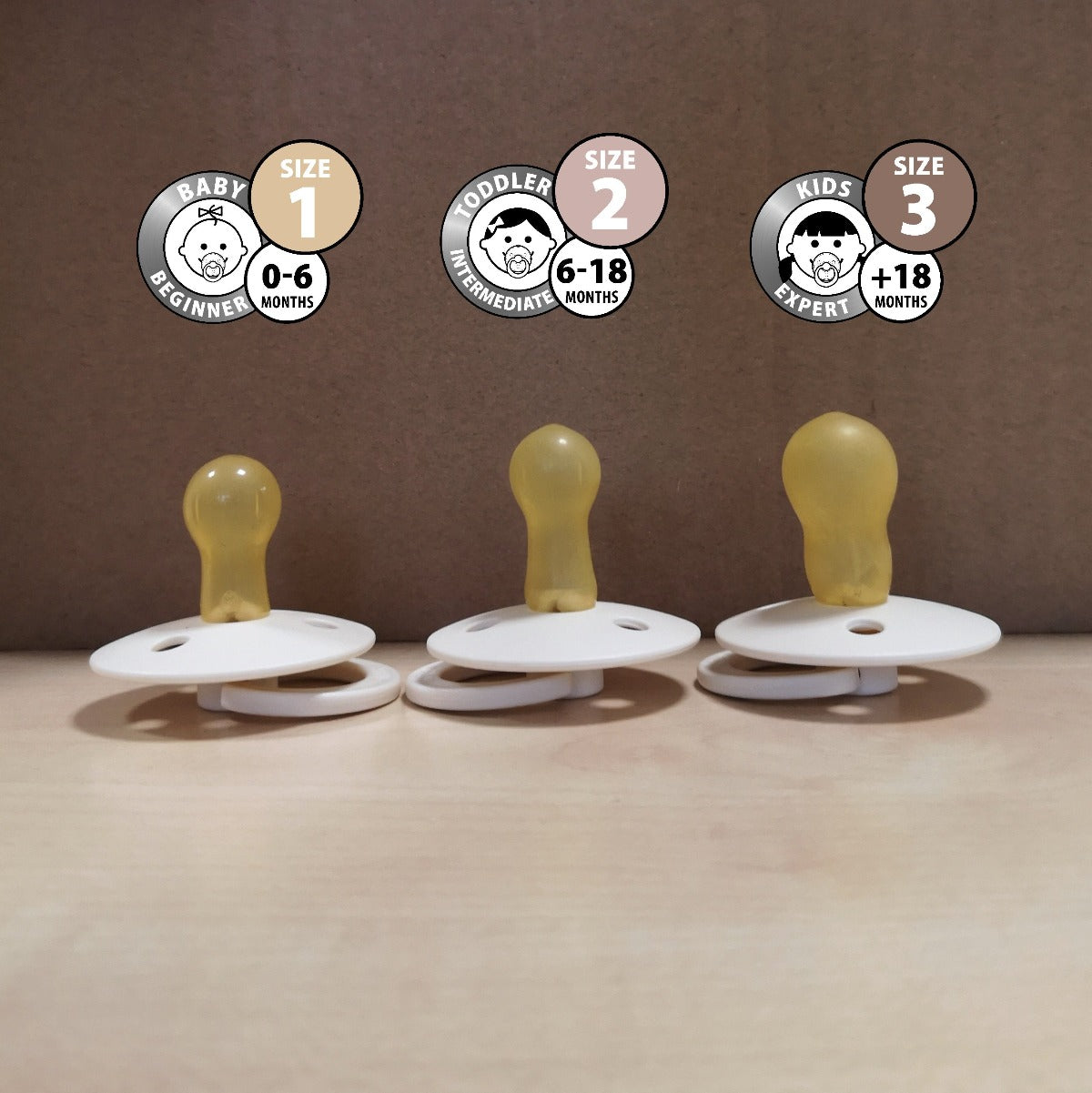 BIBS cumi cumilánccal - választható színben - Pippadu