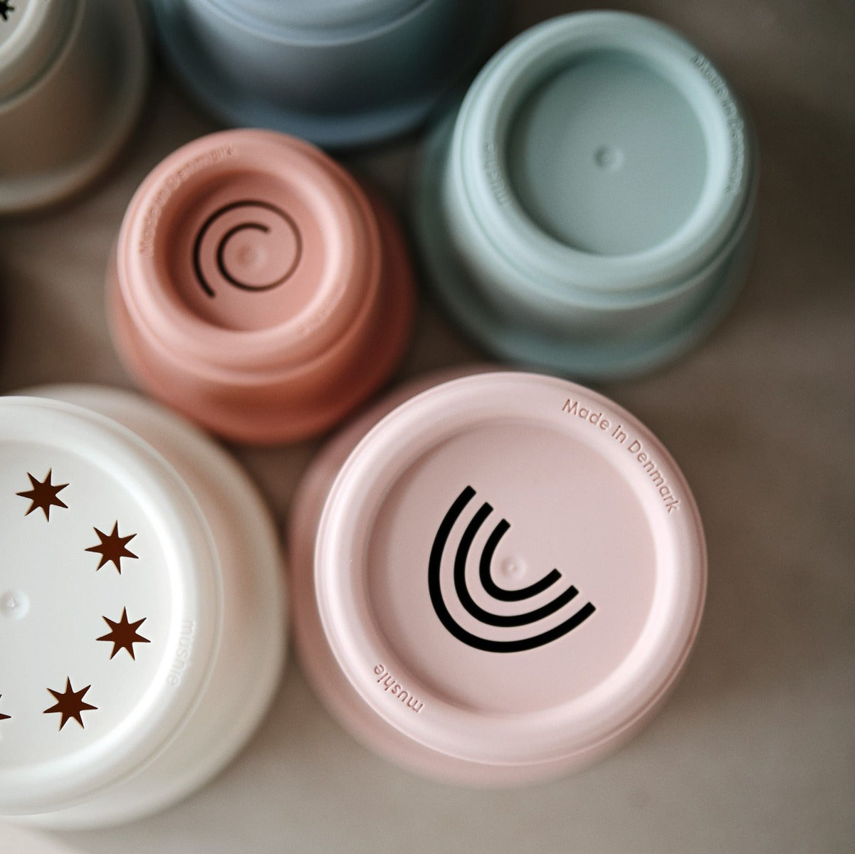 Építő pohártorony - pasztell - Pippadu