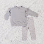 Lányka pulóver fodorral és leggings: ezüstszürke + margaréta mintával leggings - szettben kedvezményes áron - pippadu