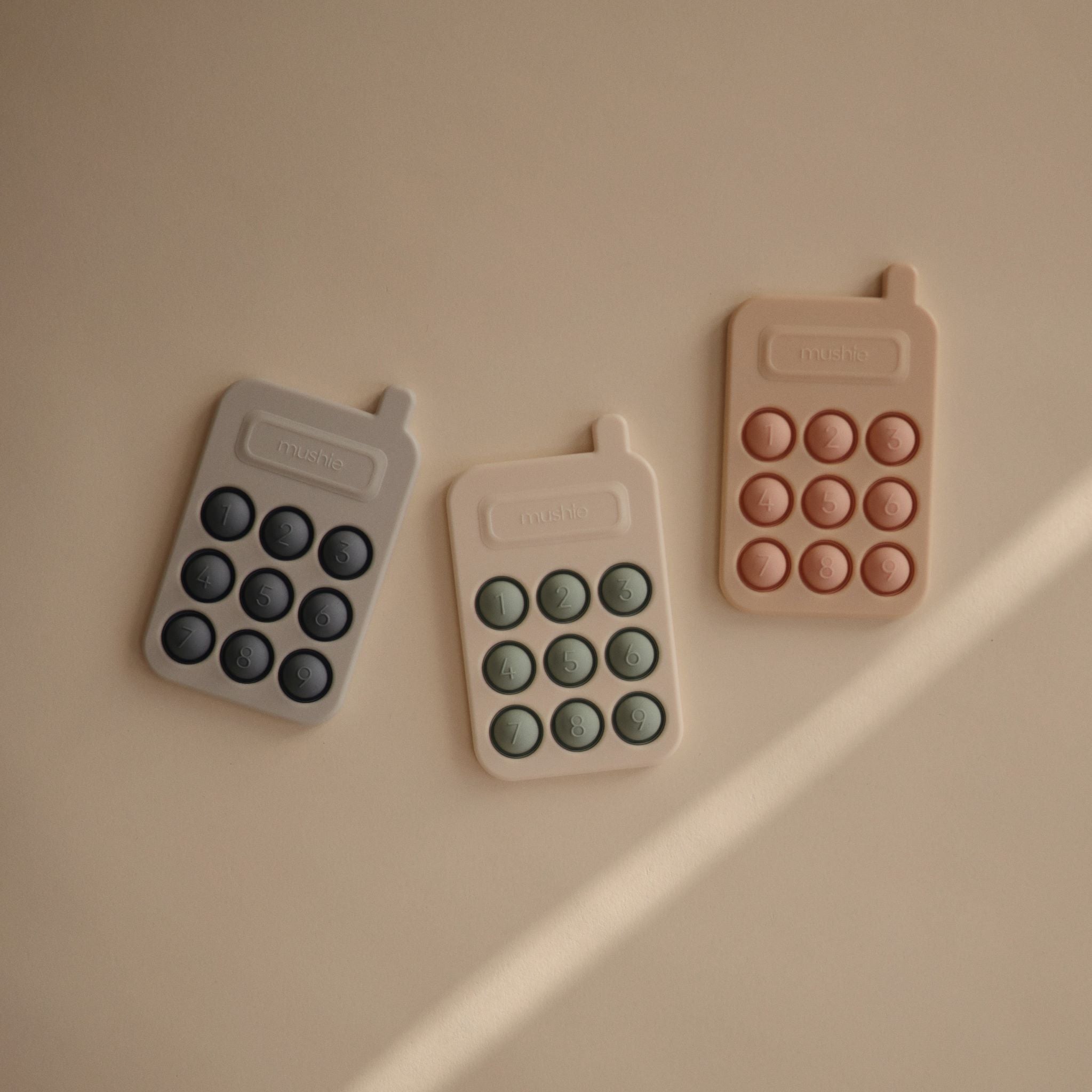 Mushie pukkasztós telefon - szellő