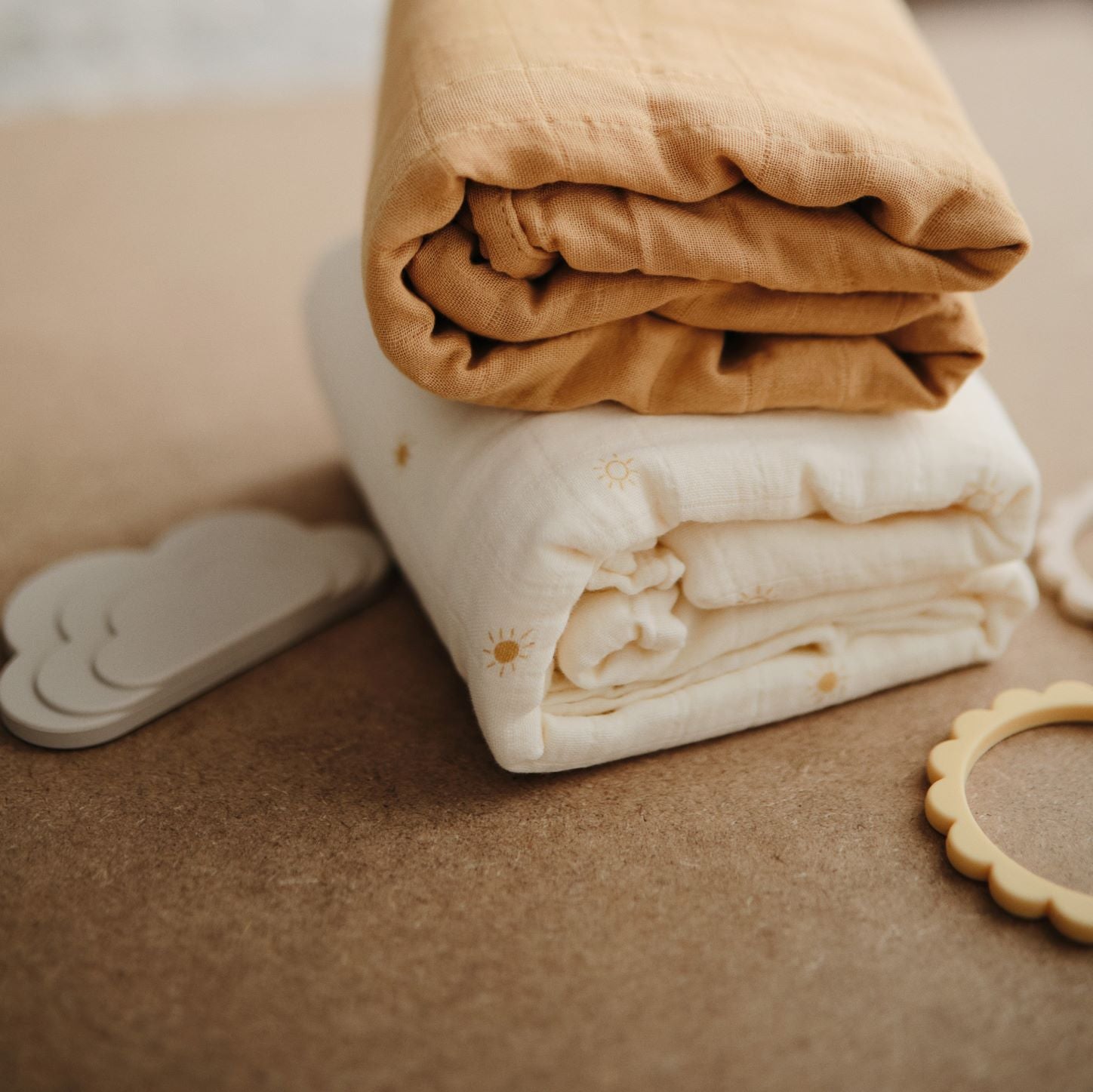 Mushie muszlin pólya - mustársárga színben babatakaró - puha takaró - nyári takaró- pippadu