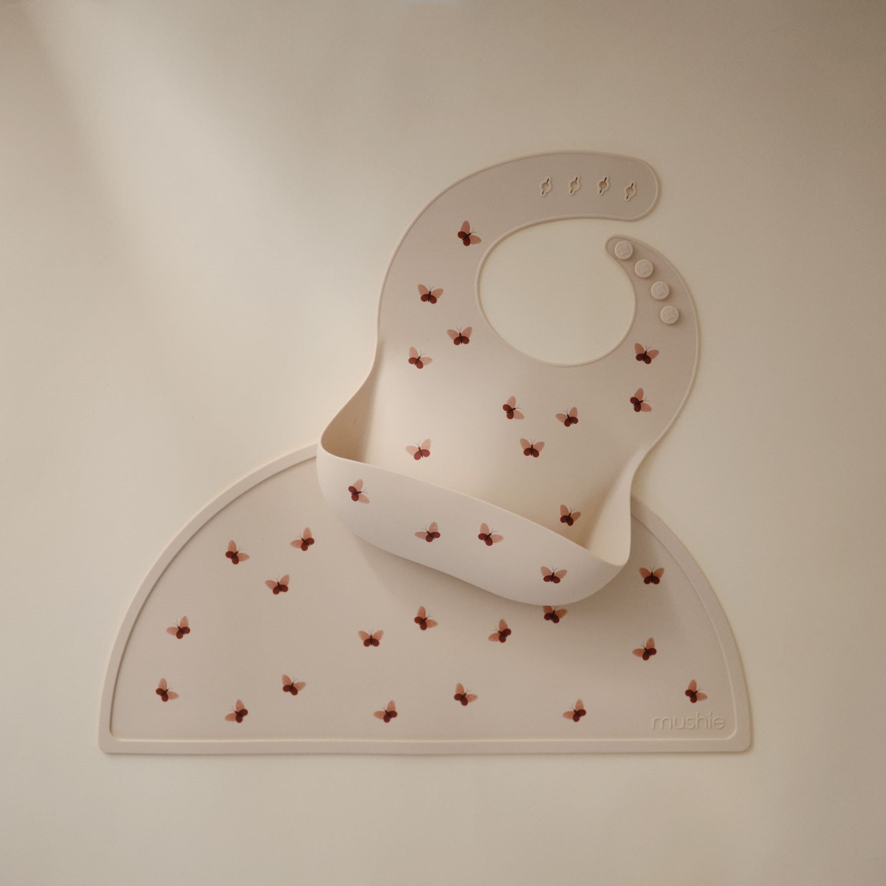 Rugalmas előke gyerek étkészlet - pippadu - pillangó mintával